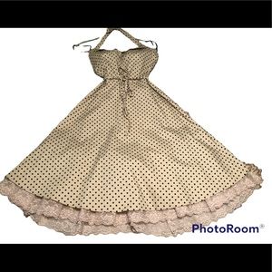 🎉 HOST PICK! 🎉 I.N. San Francisco polka-dot halter-style dress